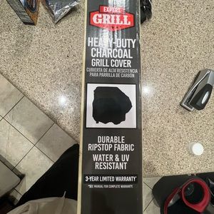 Heavy duty charcoal grill cover